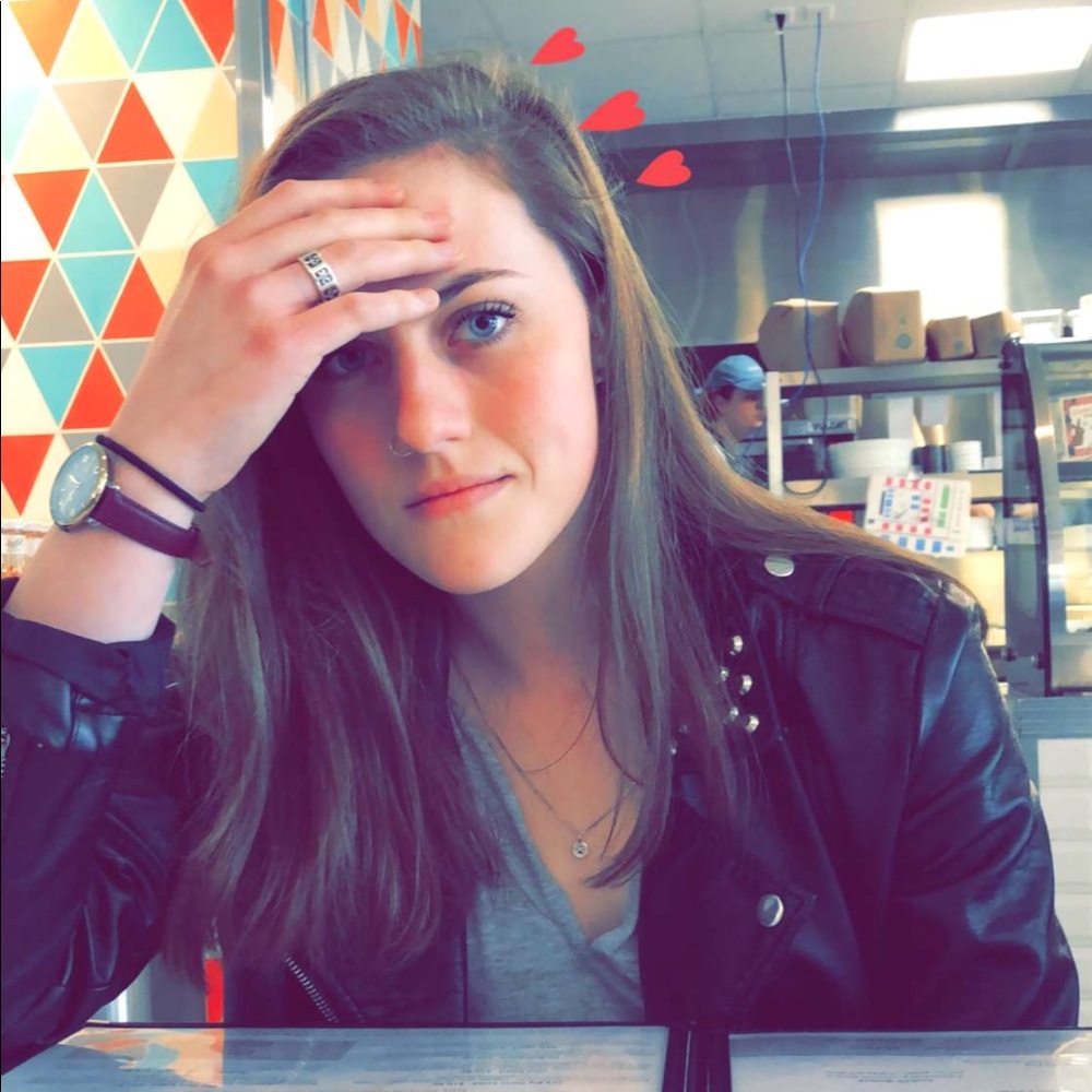 Meet your Posher, Riley